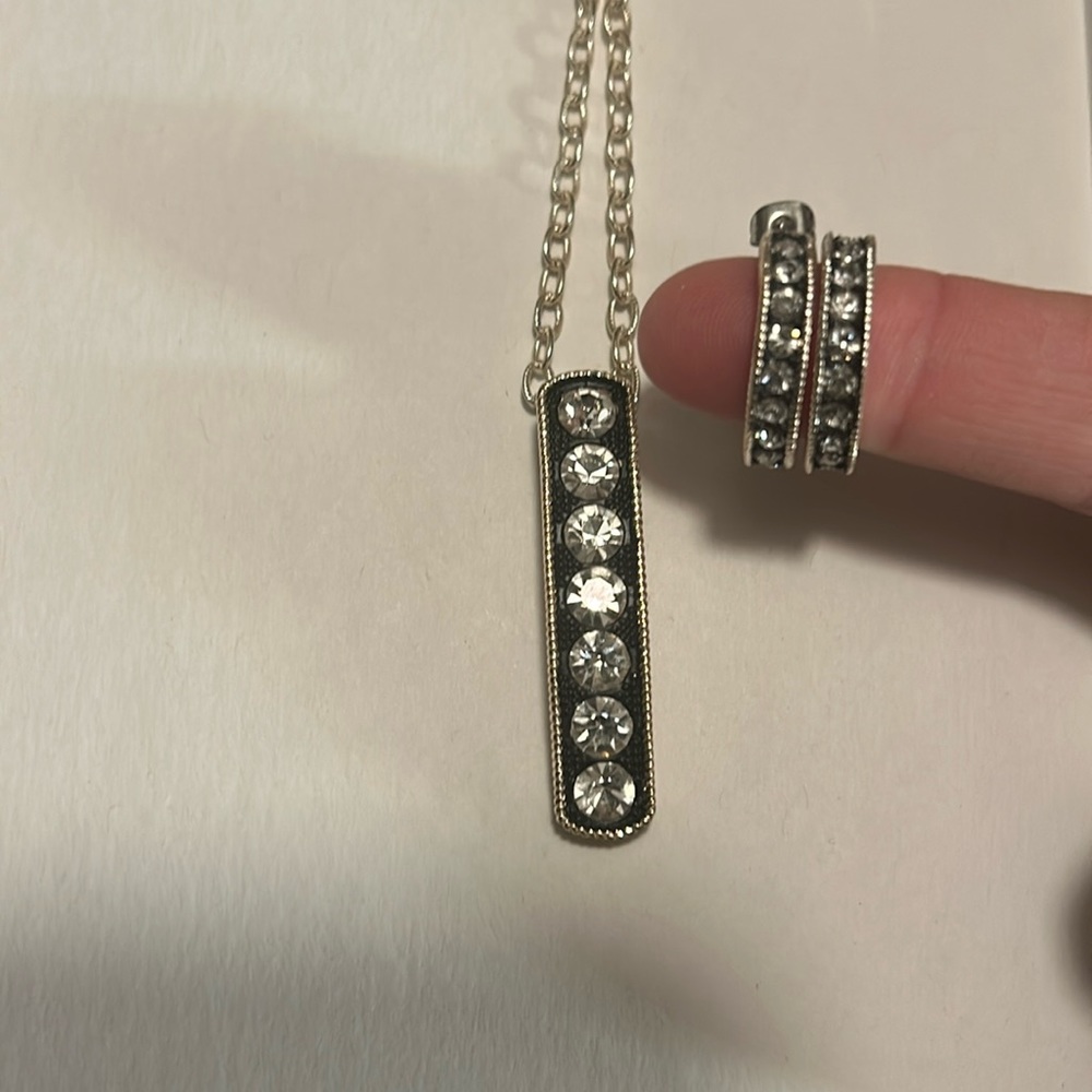 Montana Silversmiths Silver Bar Crystal Pendant Necklace